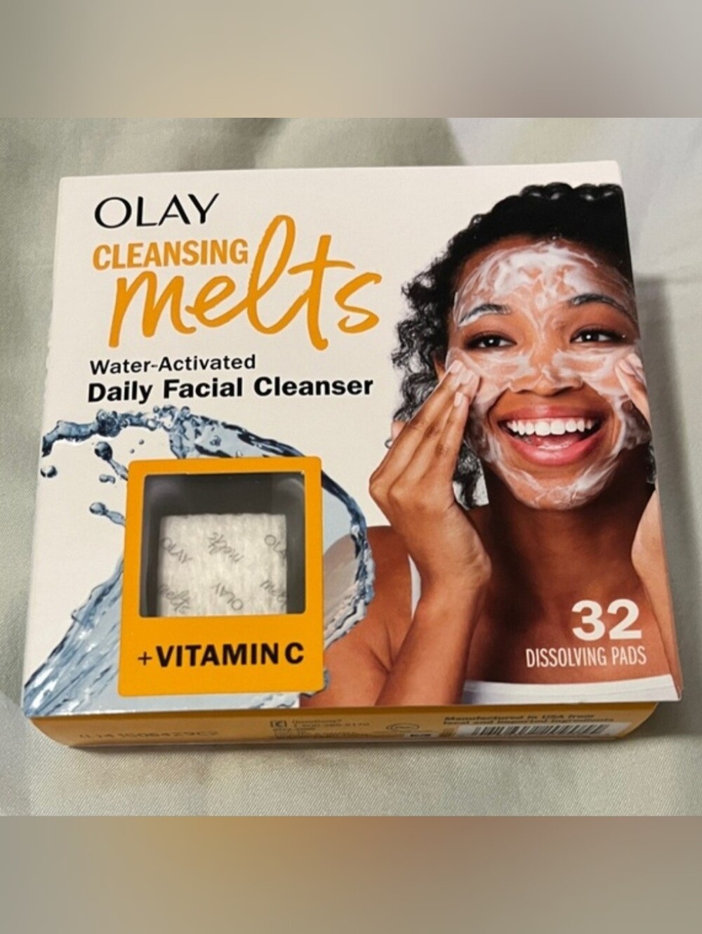 New Olay Cleansing 32 ct